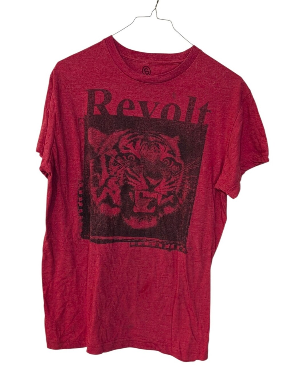 Men's Red 'Revolt' Tiger Graphic Short Sleeve Tee - Picture 1 of 3